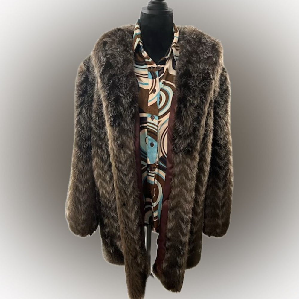 Vintage STYLE VI Ltd. Faux Fur Chevron Patterned Mink Coat